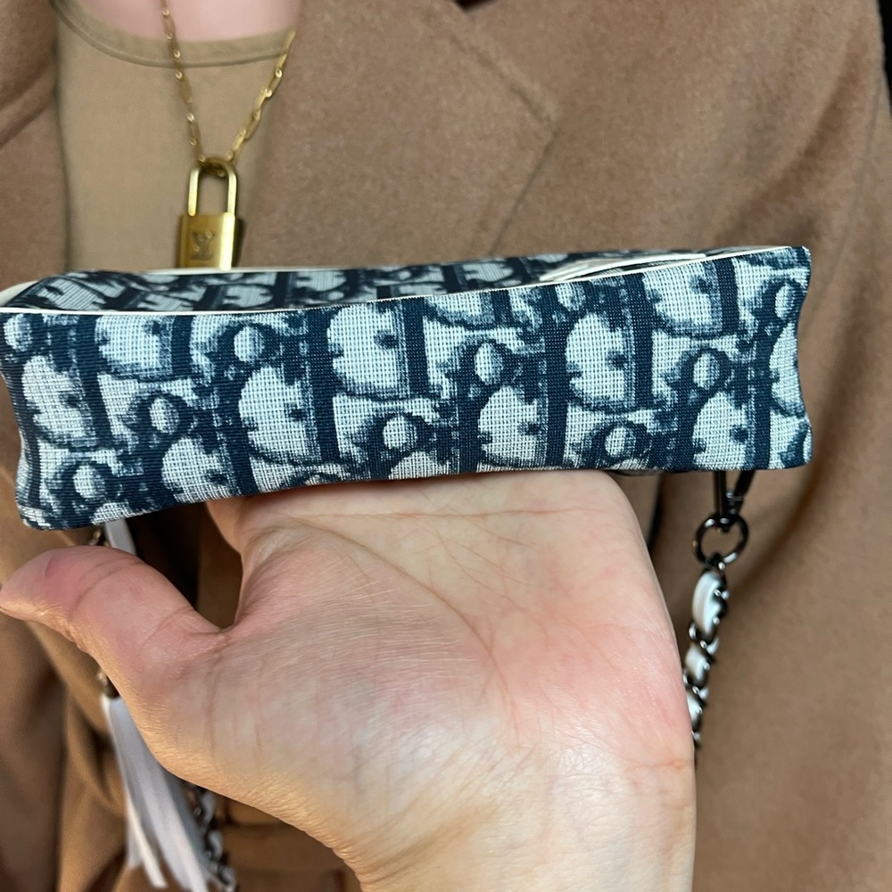 Authentic vintage Dior mini accesory pouch (HK30) - Picture 7 of 16